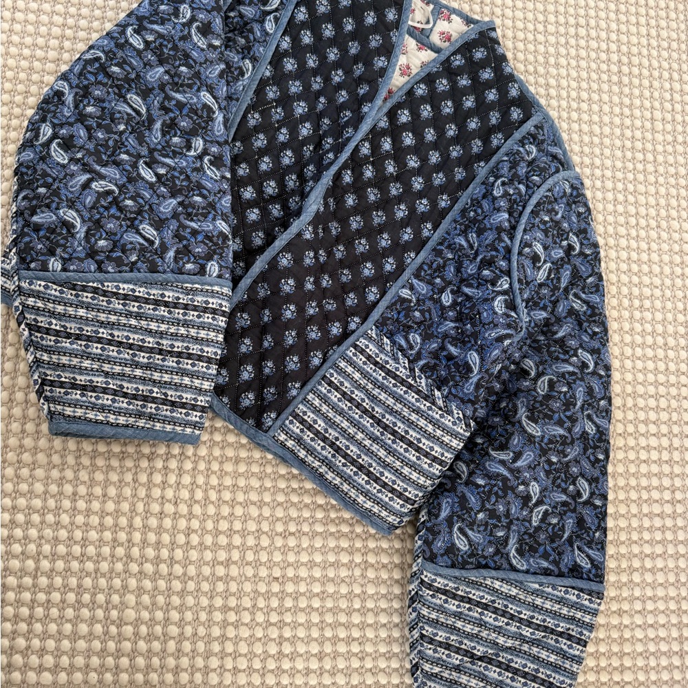 Blue Patterned Quilted Jacket - Picture 2 of 7